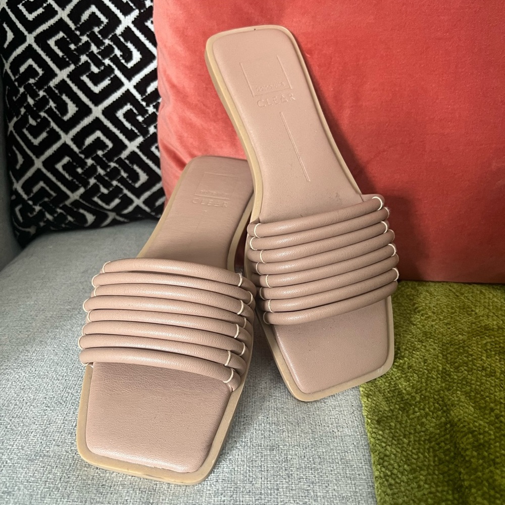 NWT Dolce Vita Clear - Tan Sandals IN SZ 10